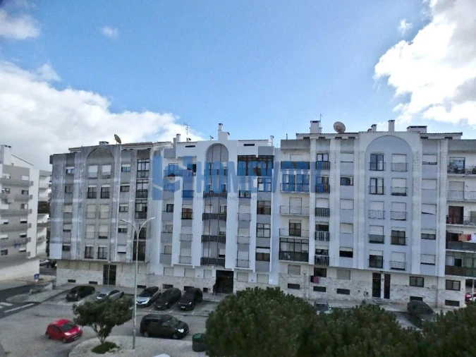 Apartamento T3 para Venda em Rio de Mouro Foto 17