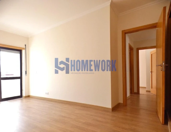 Apartamento T3 para Venda em Rio de Mouro Foto 21