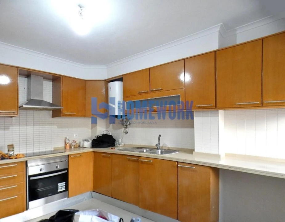 Apartamento T3 para Venda em Rio de Mouro Foto 6