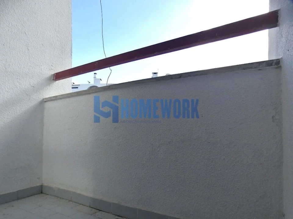 Apartamento T3 para Venda em Rio de Mouro Foto 16