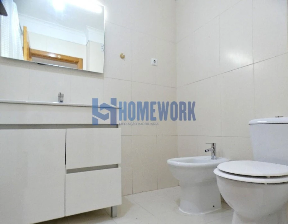 Apartamento T3 para Venda em Rio de Mouro Foto 12