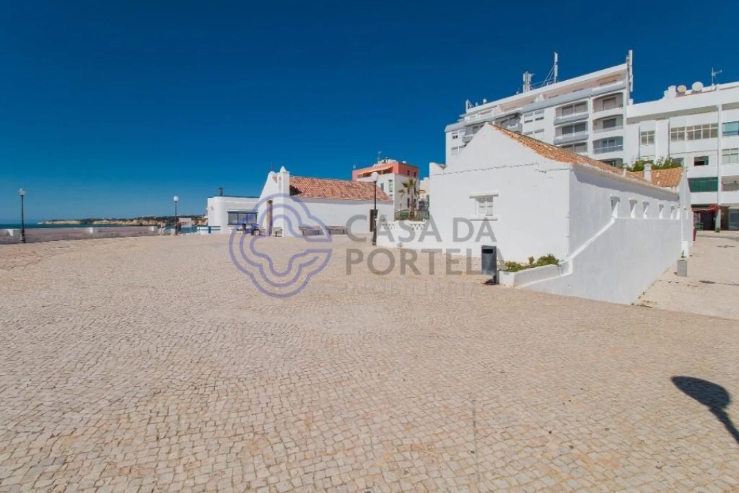 Apartamento T1 para Venda em Armação de Pera Foto 3