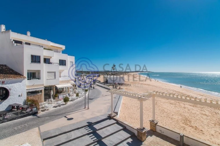 Apartamento T1 para Venda em Armação de Pera Foto 2