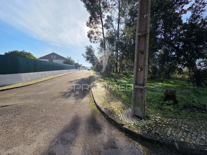 Terreno para Venda em Praia do Ribatejo Foto 2