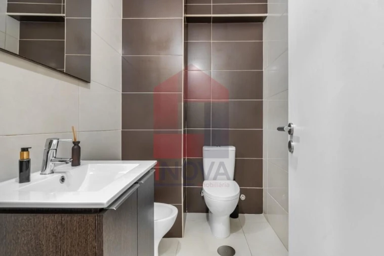 Apartamento T2 para Venda em Real, Dume e Semelhe Foto 7