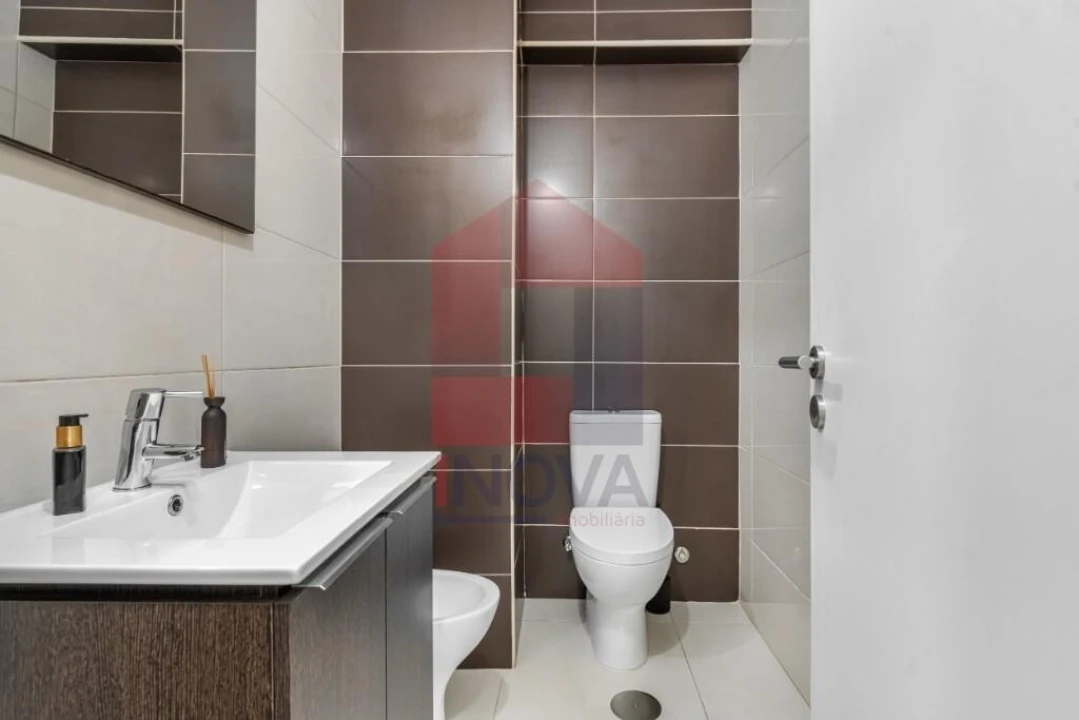 Apartamento T2 para Venda em Real, Dume e Semelhe Foto 7