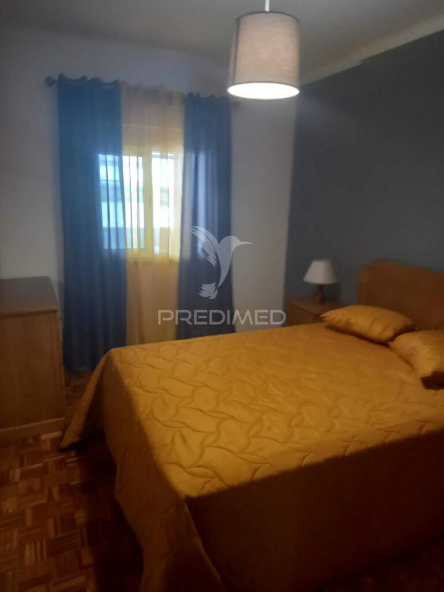 Apartamento T4 para Venda em Salvaterra de Magos e Foros de Salvaterra Foto 1