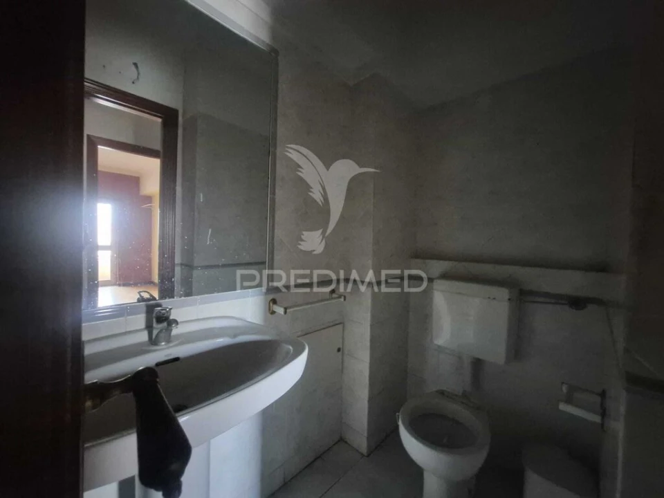 Apartamento T3 para Venda em Carregado e Cadafais Foto 17