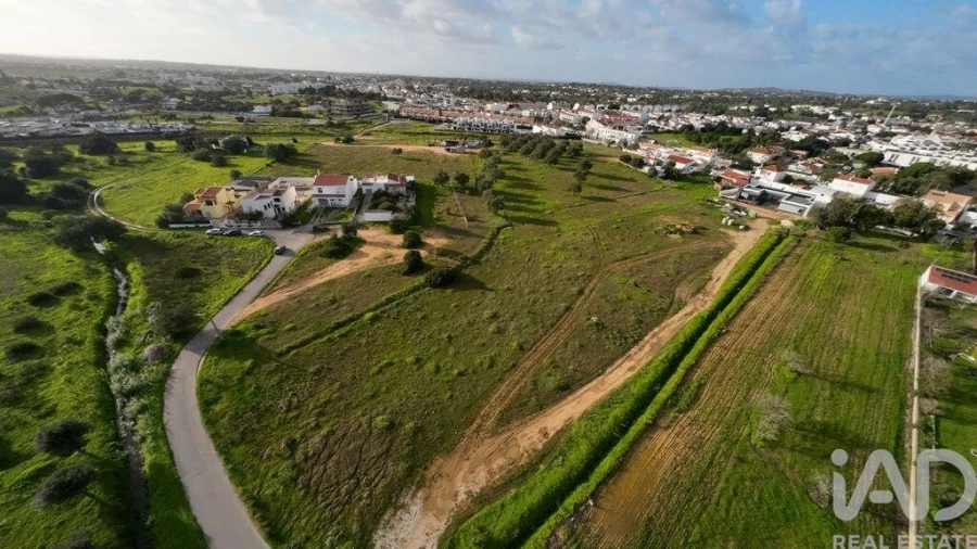 Terreno para Venda em Ferreiras Foto 1