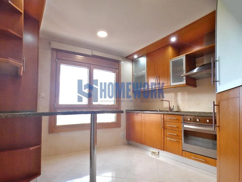 Apartamento T3 para Venda em Odivelas Foto 7