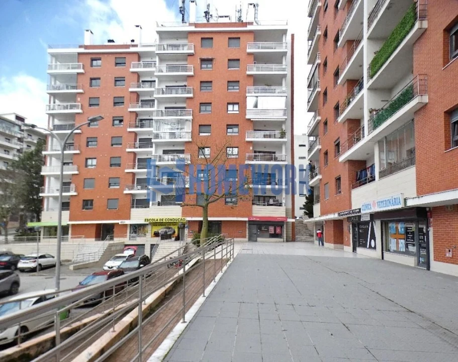 Apartamento T3 para Venda em Odivelas Foto 36