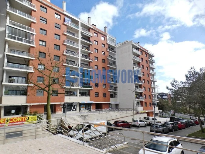 Apartamento T3 para Venda em Odivelas Foto 37