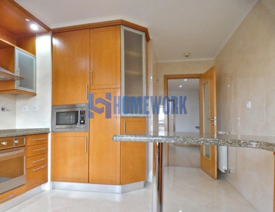 Apartamento T3 para Venda em Odivelas Foto 10