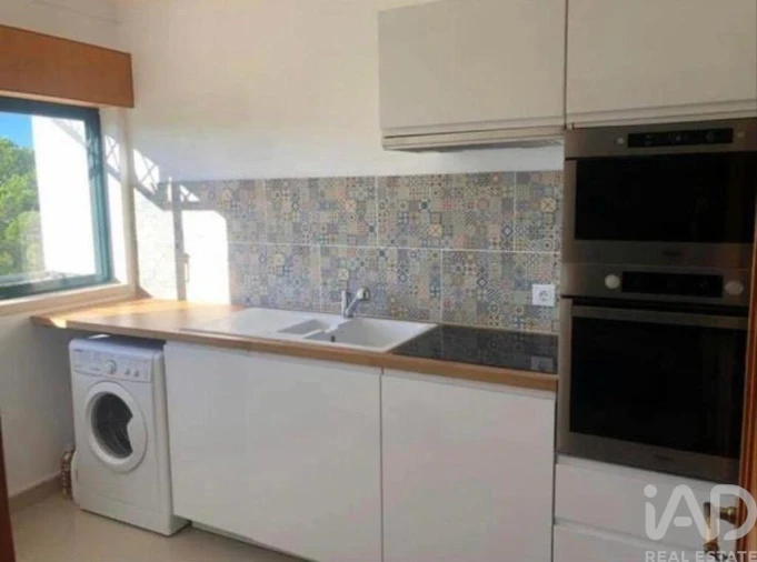 Apartamento T1 para Venda em Armação de Pera Foto 3