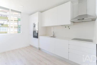 Apartamento T1 para Venda em Alto do Seixalinho, Santo André e Verderena