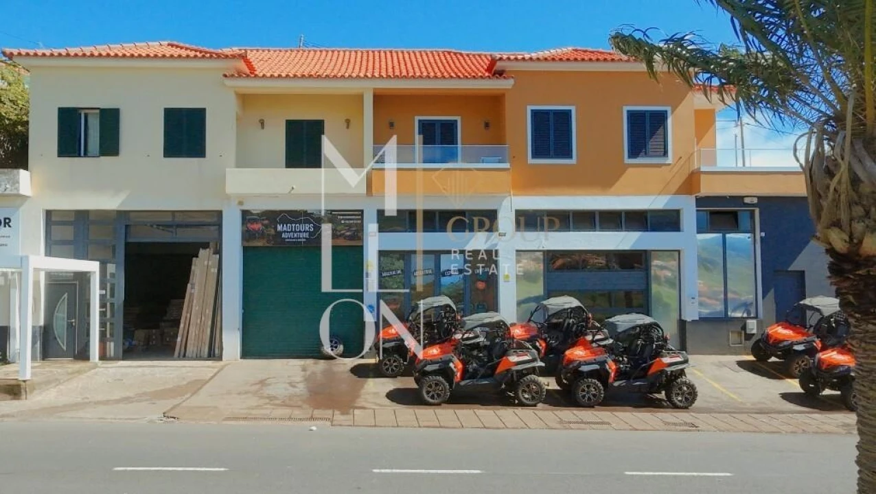 Armazém para Venda em Caniçal Foto 1