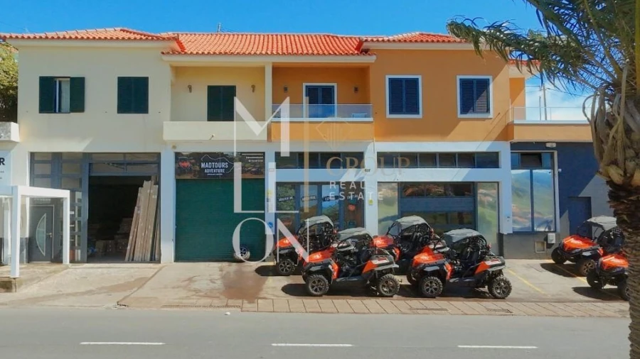 Armazém para Venda em Caniçal