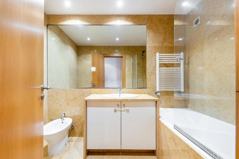 Apartamento T2 para Venda em Lordelo do Ouro e Massarelos Foto 5