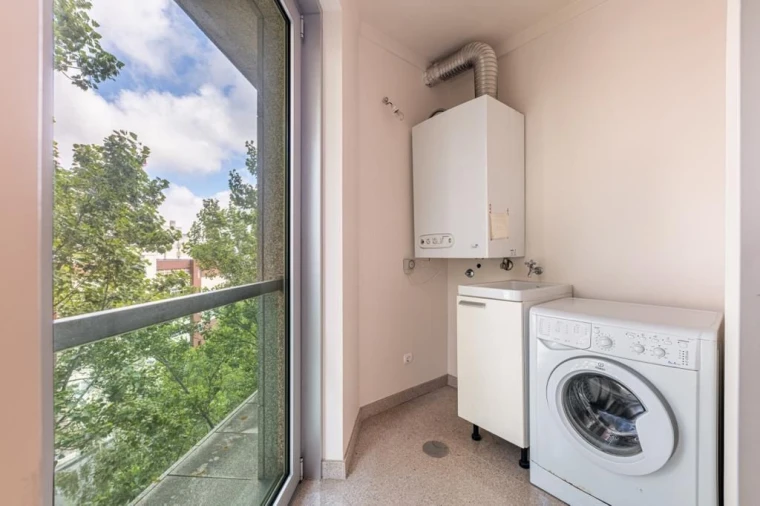 Apartamento T2 para Venda em Lordelo do Ouro e Massarelos Foto 15