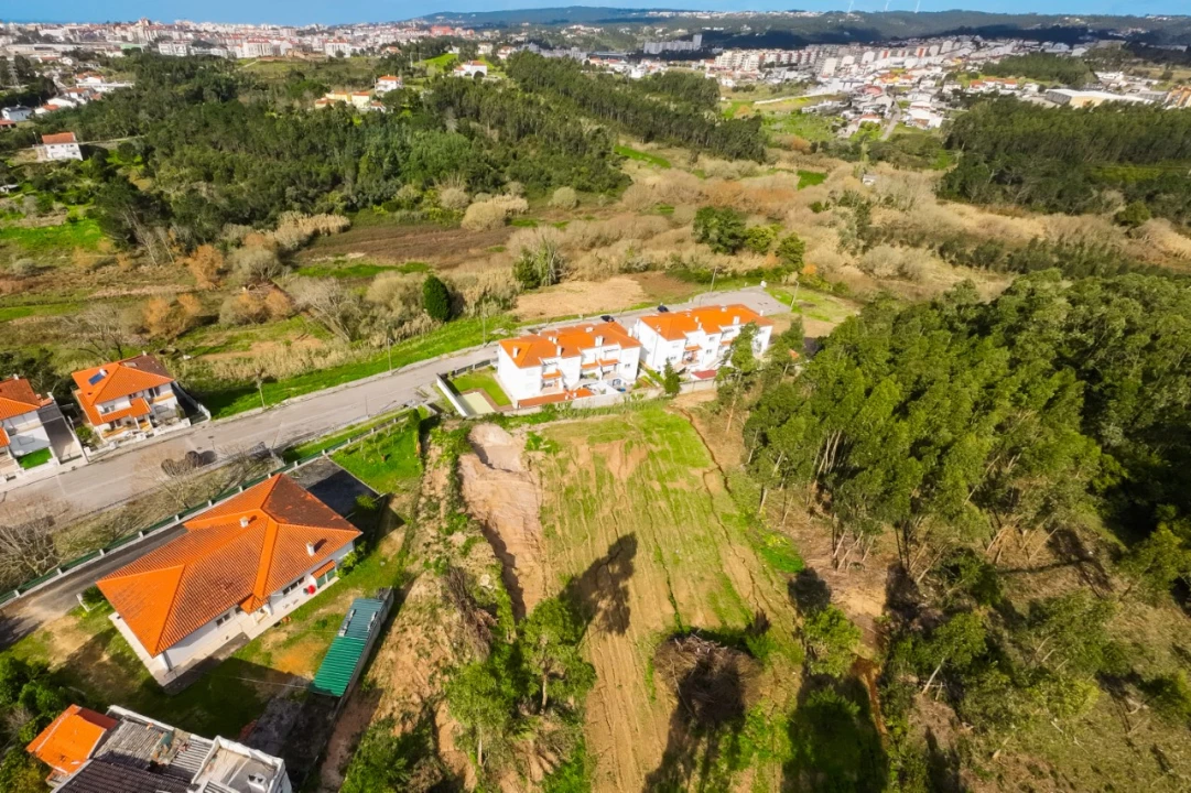 Moradia T4 para Venda em Tavarede Foto 27