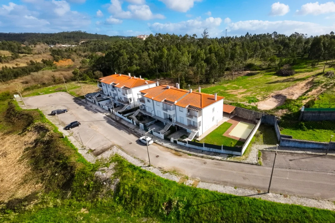 Moradia T4 para Venda em Tavarede Foto 25