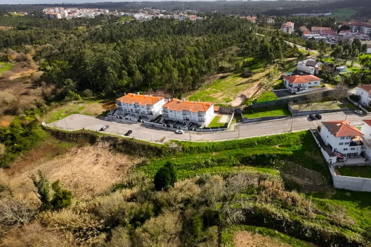 Moradia T4 para Venda em Tavarede Foto 26