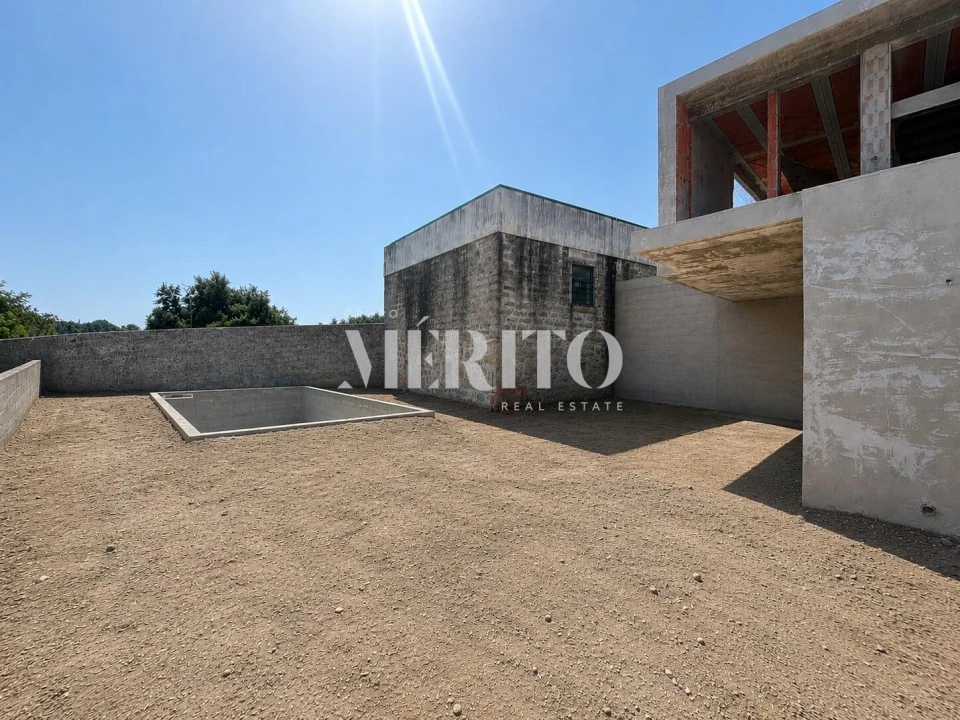 Moradia T3 para Venda em Antas e Abade de Vermoim Foto 3