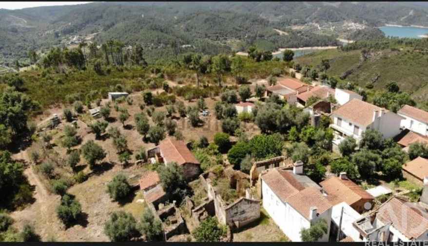 Terreno para Venda em Vila de Rei Foto 2