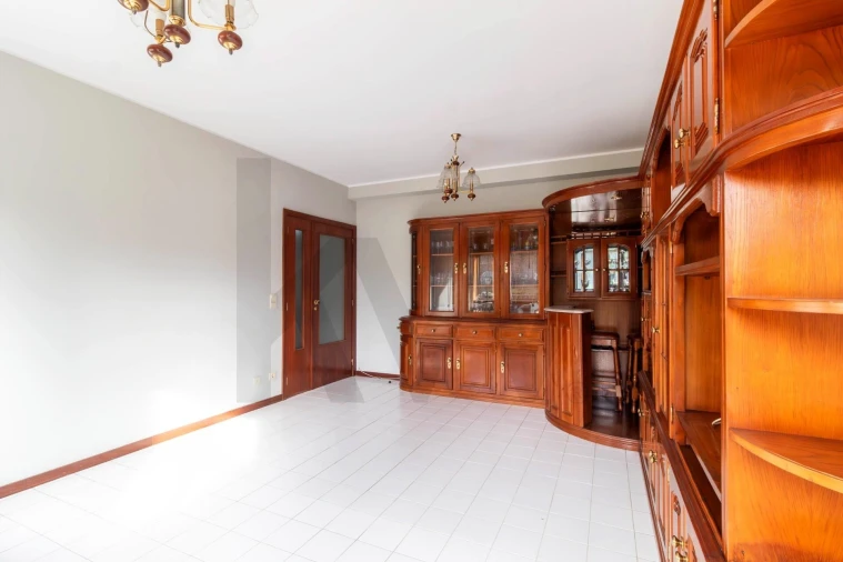 Apartamento T3 para Venda em Aguas Santas Foto 5