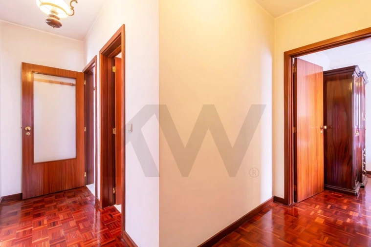 Apartamento T3 para Venda em Aguas Santas Foto 31