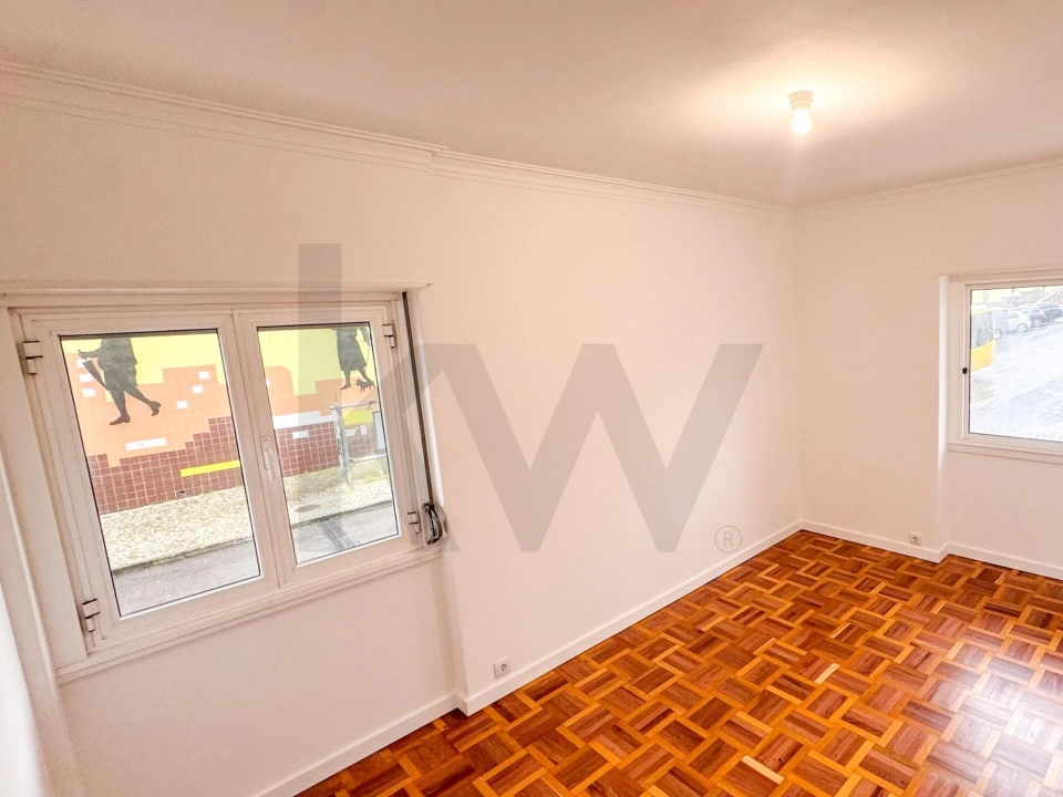 Apartamento T3 para Venda em Alfragide Foto 2