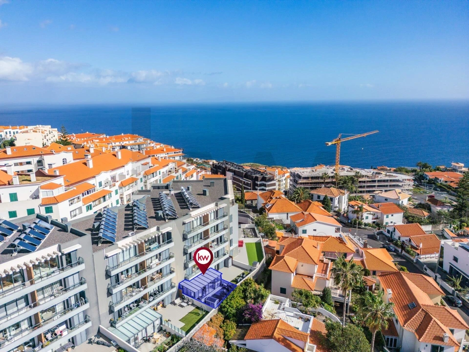 Apartamento T2 para Venda em Caniço Foto 36