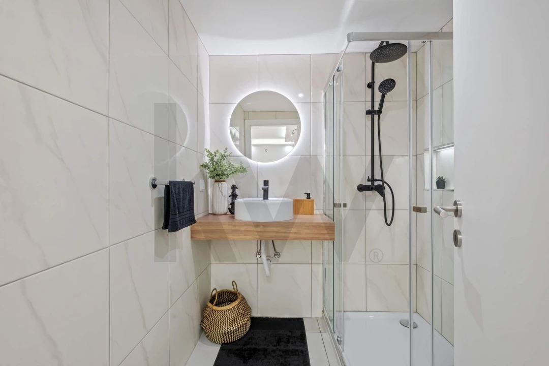 Apartamento T2 para Venda em Caniço Foto 4