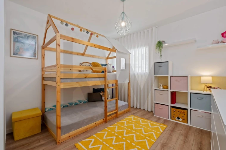 Apartamento T2 para Venda em Caniço Foto 5