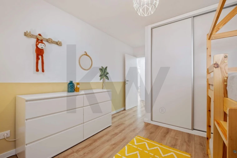 Apartamento T2 para Venda em Caniço Foto 6