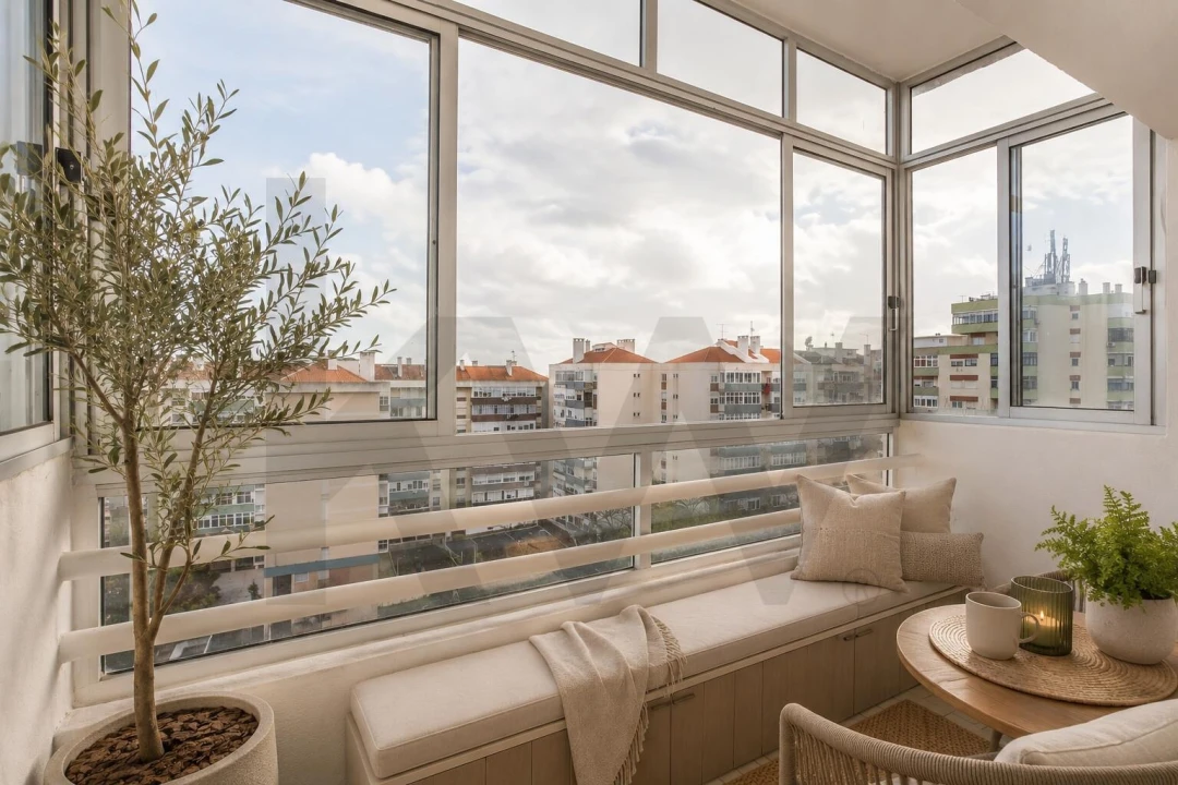 Apartamento T4 para Venda em Areeiro Foto 14