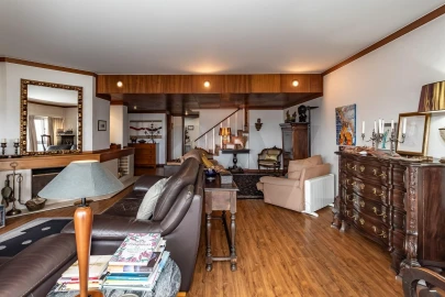 Apartamento T4 para Venda em Areeiro