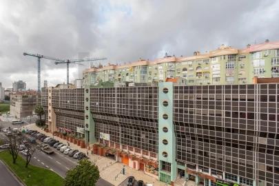 Apartamento T4 para Venda em Areeiro