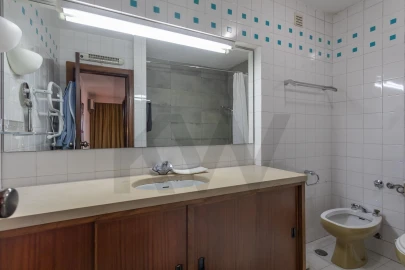 Apartamento T4 para Venda em Areeiro