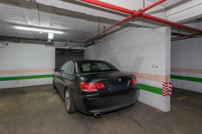 Apartamento T4 para Venda em Areeiro