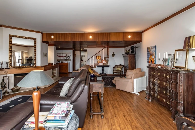 Apartamento T4 para Venda em Areeiro Foto 3