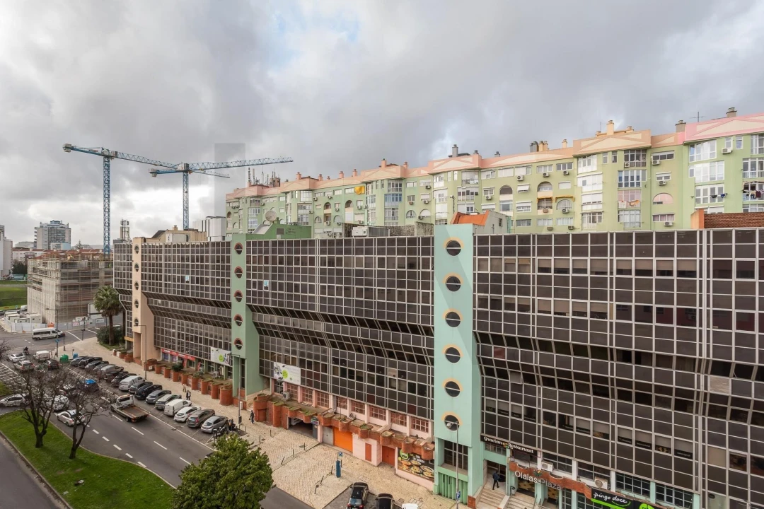 Apartamento T4 para Venda em Areeiro Foto 22
