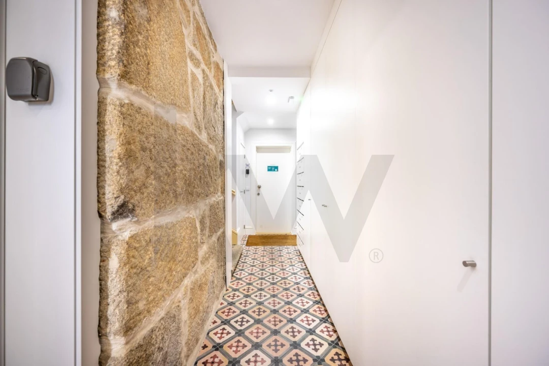 Apartamento T1 para Arrendamento em Lordelo do Ouro e Massarelos Foto 2