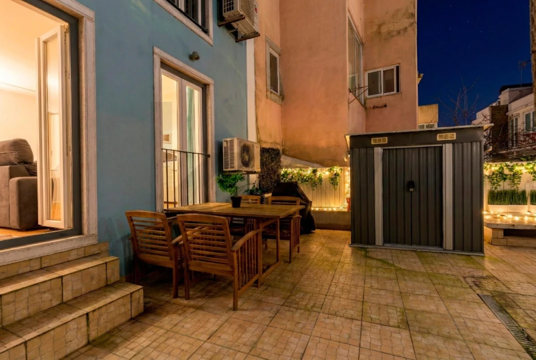 Apartamento T1 para Arrendamento em Santo António Foto 22