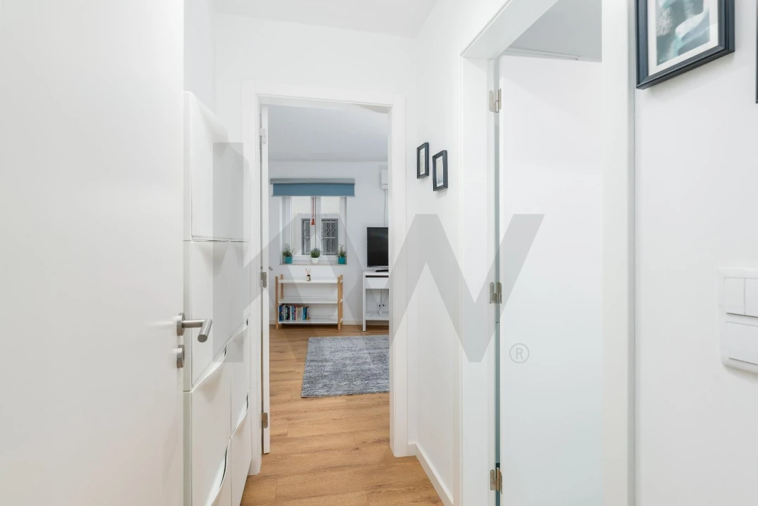 Apartamento T1 para Arrendamento em Santo António Foto 9