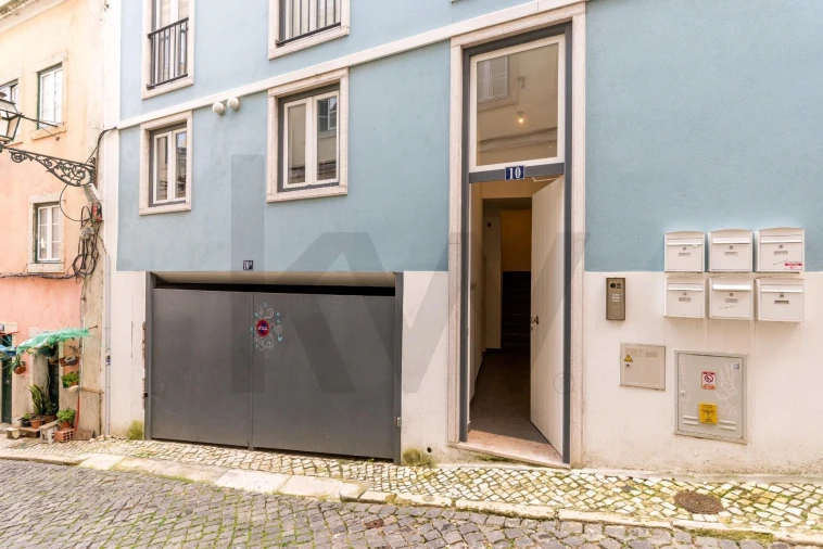 Apartamento T1 para Arrendamento em Santo António Foto 28