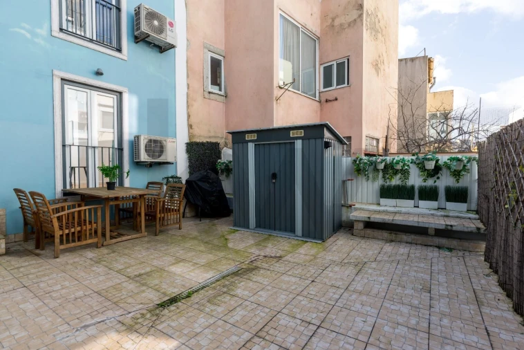 Apartamento T1 para Arrendamento em Santo António Foto 19