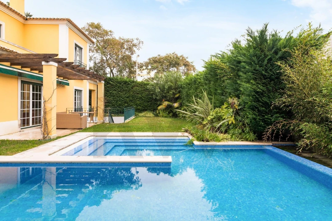 Moradia T5 para Venda em Alcabideche Foto 29