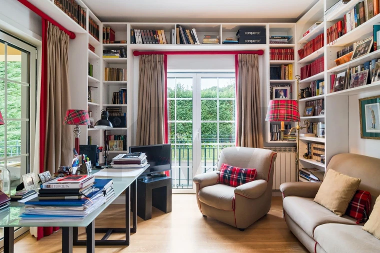 Moradia T5 para Venda em Alcabideche Foto 8