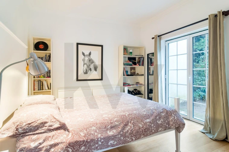 Moradia T5 para Venda em Alcabideche Foto 11